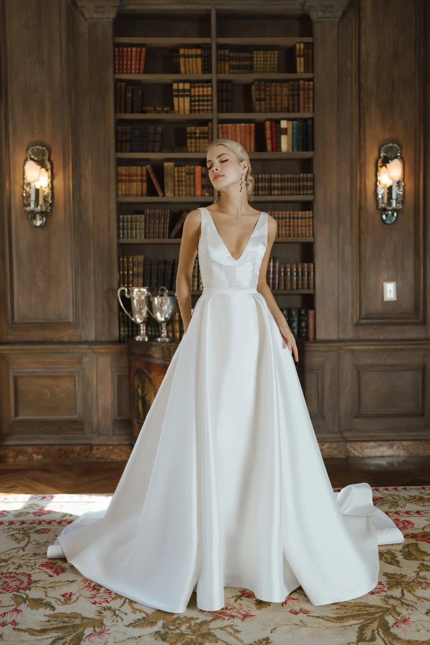 Turner Overskirt